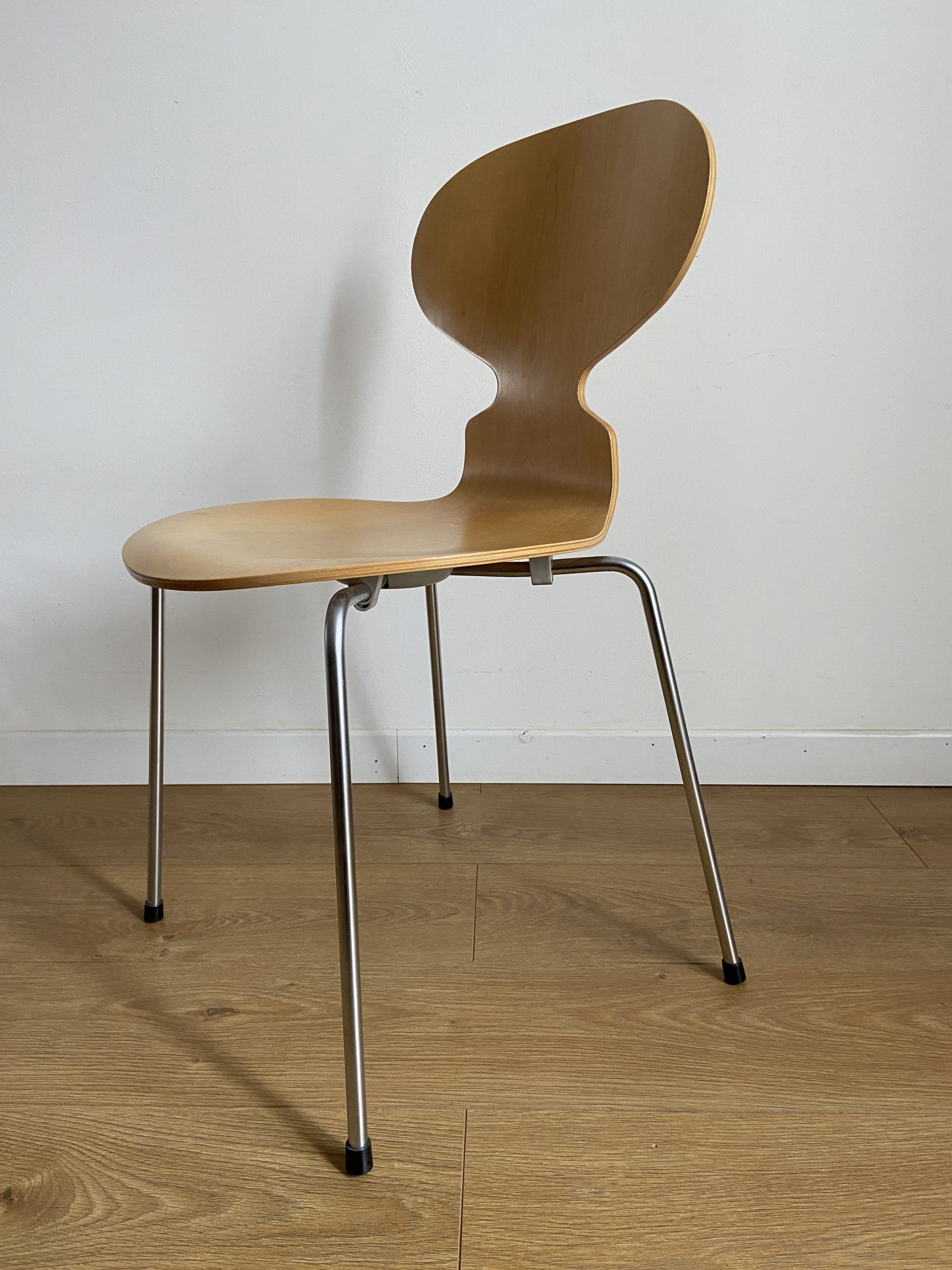 Arne Jacobsen Chaise Fourmi