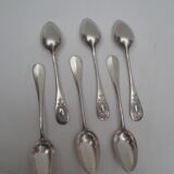 Suite of 6 small silver dessert spoons, medallion decoration