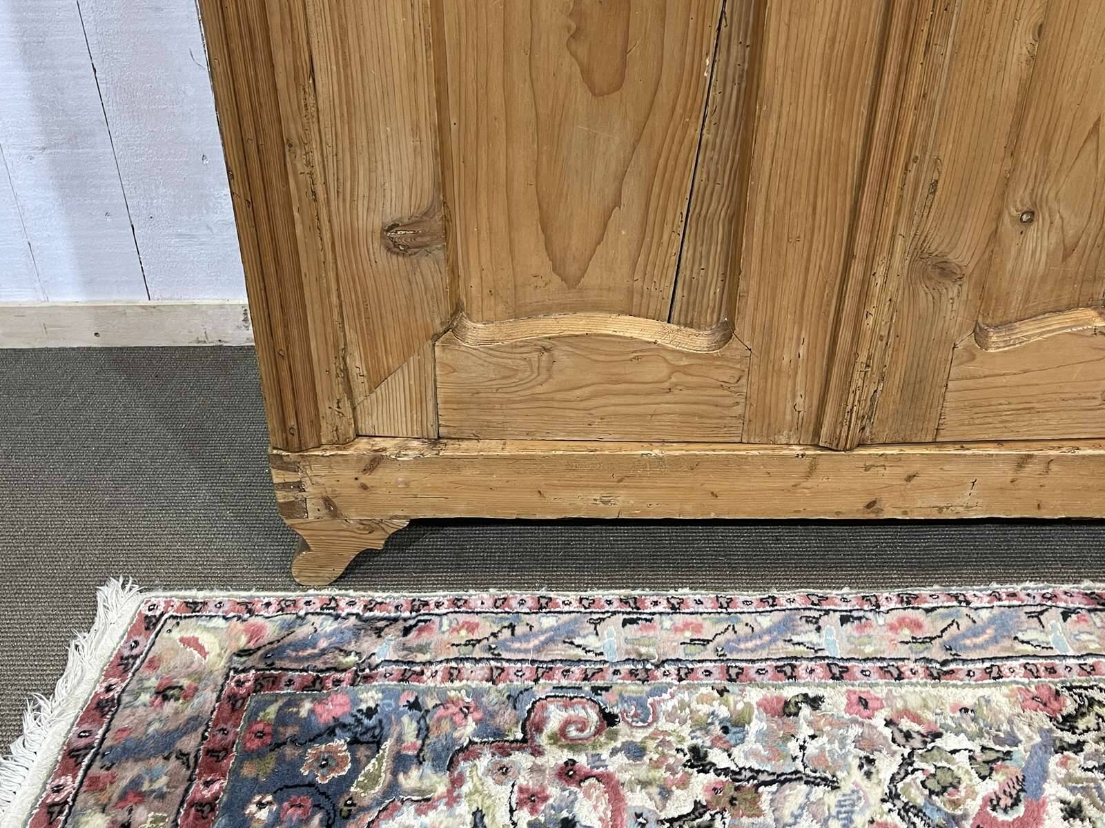 Alsatian fir wardrobe from the late 19th century - Dismantlable