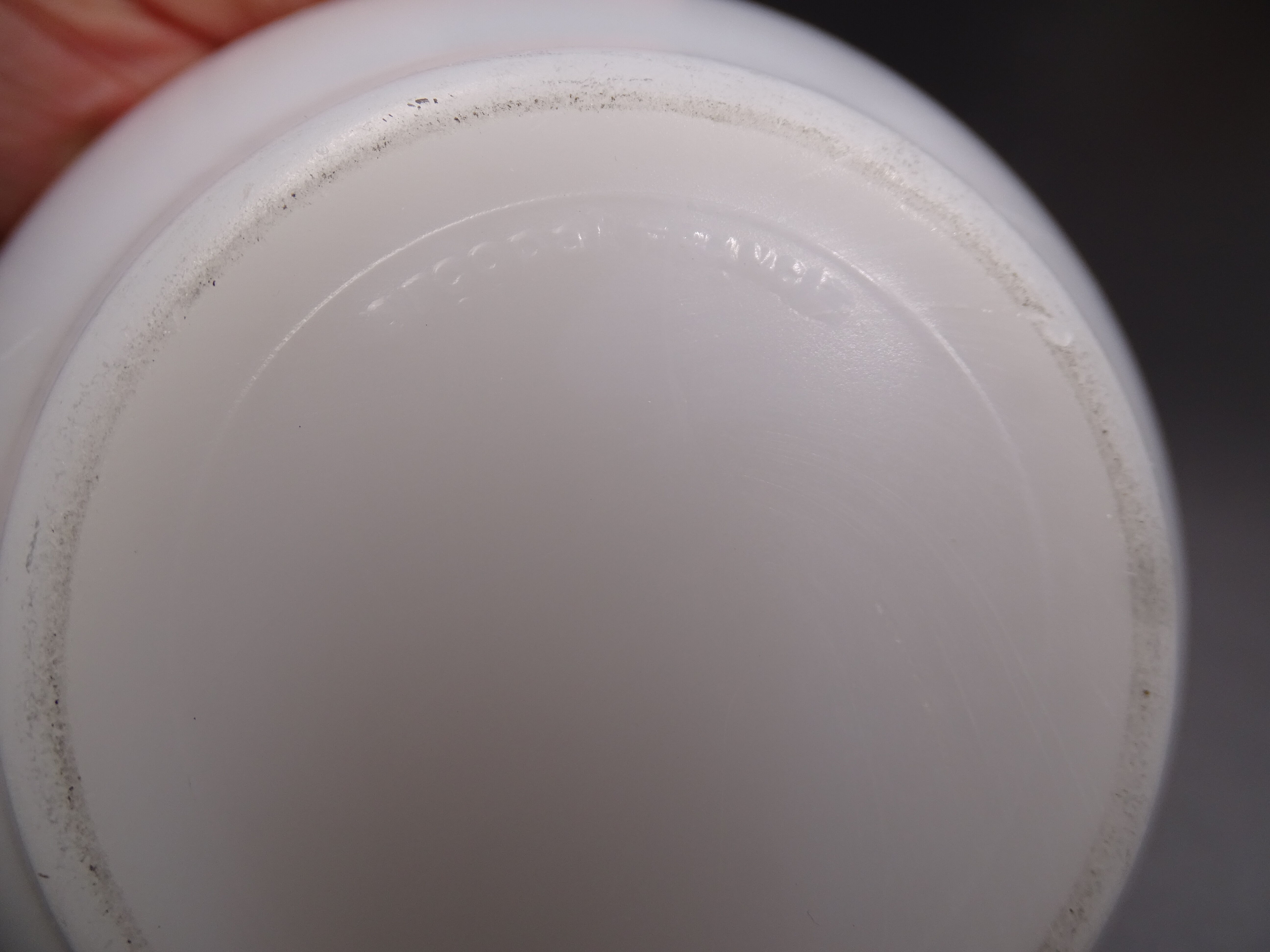 Set of 7 bowls in arcopal -flower décor - vintage around 1970