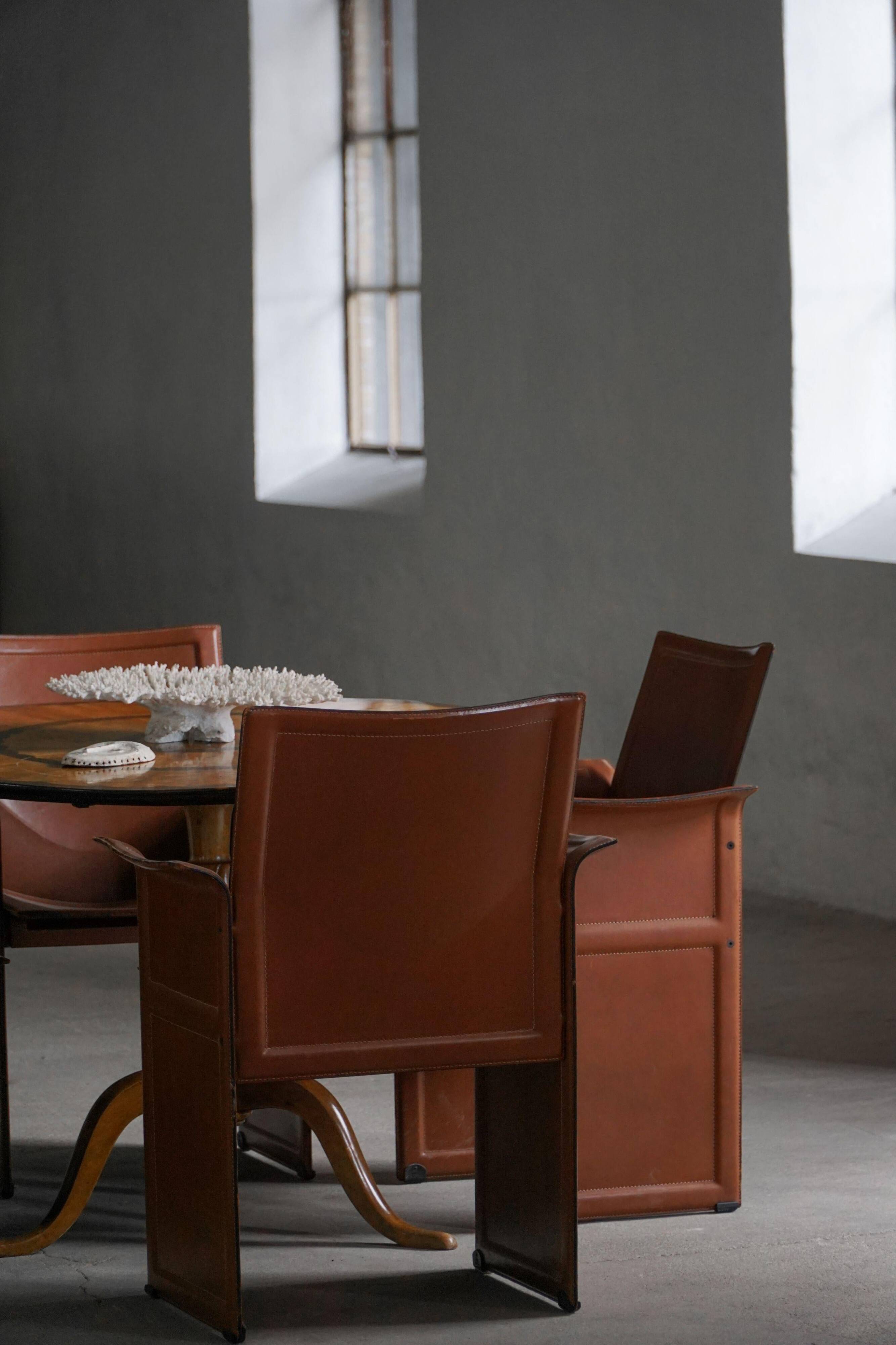 Ensemble de 4 fauteuils en cuir marron/rouge, Tito Agnoli, moderne italien, années 1970