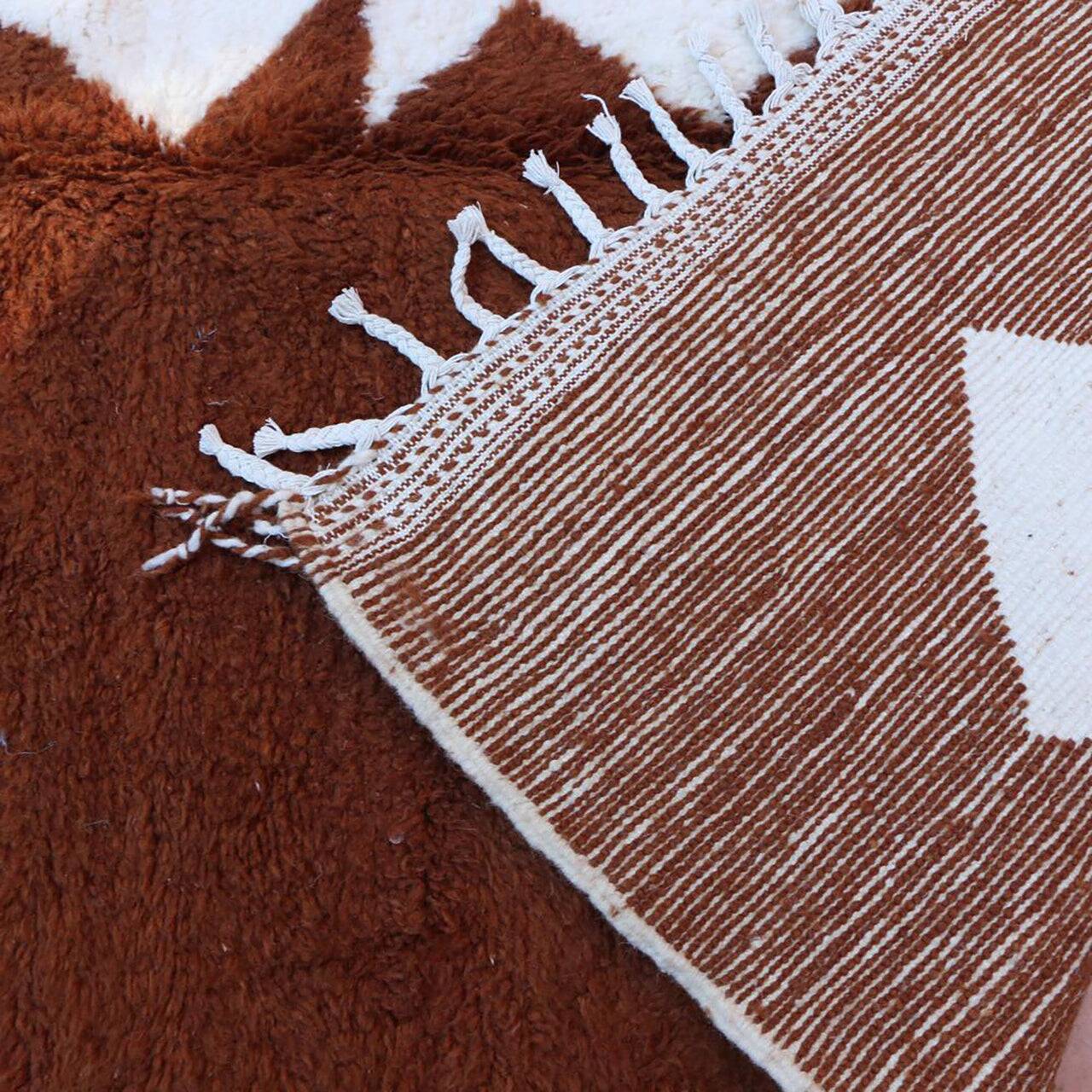 Tapis beni ouarin fait main traditionnelle 150 x 250 cm