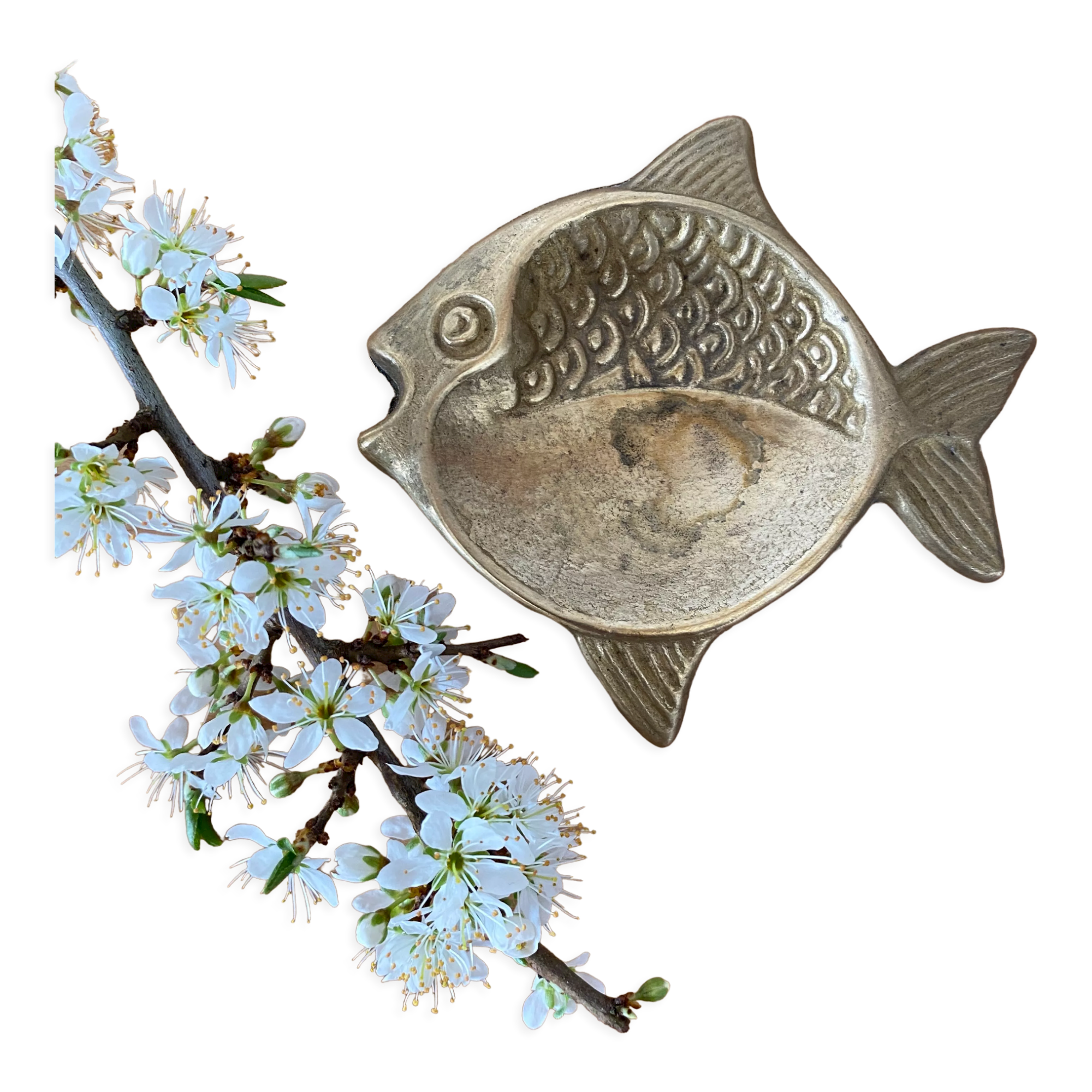Vintage fish brass tray or ashtray