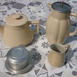 Coffee maker, teapot