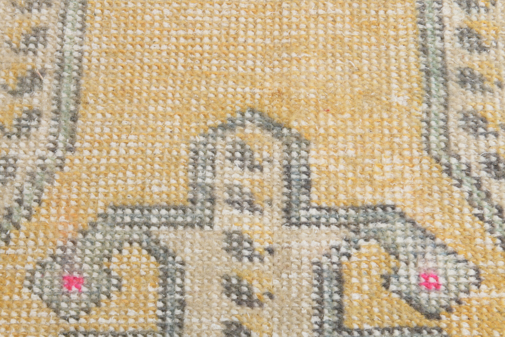 Tapis turc jaune oriental, 137x211cm