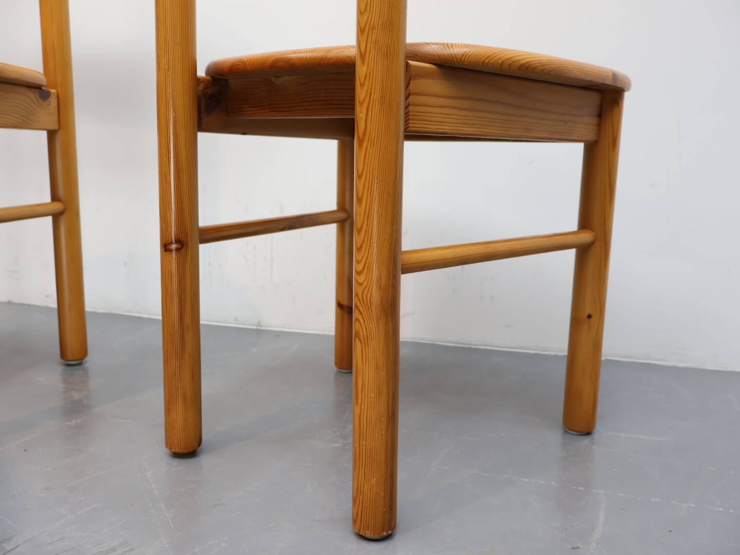 Set van 4 vintage eetkamerstoelen grenen