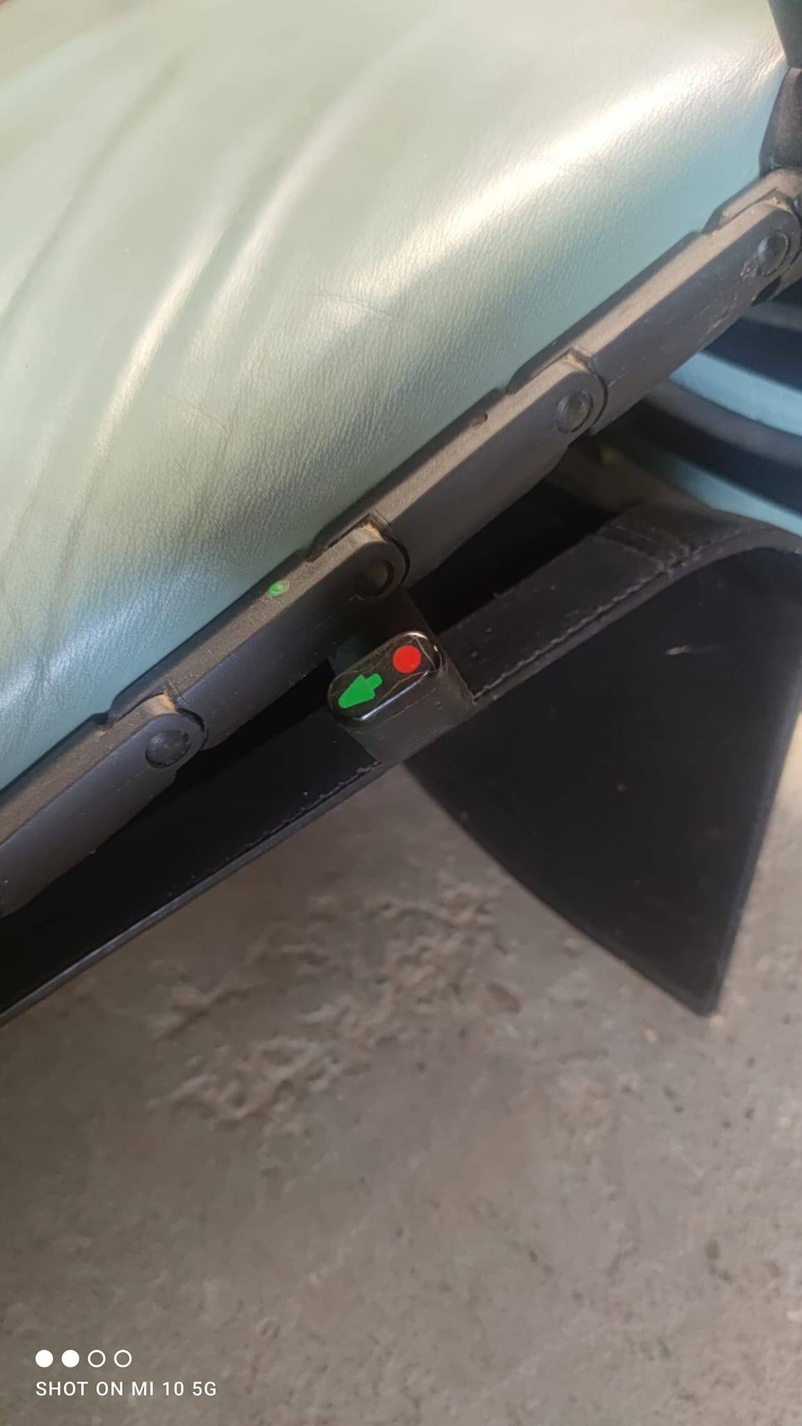 Pair of armchairs model antropovarius ferdinand porsche poltrona frau