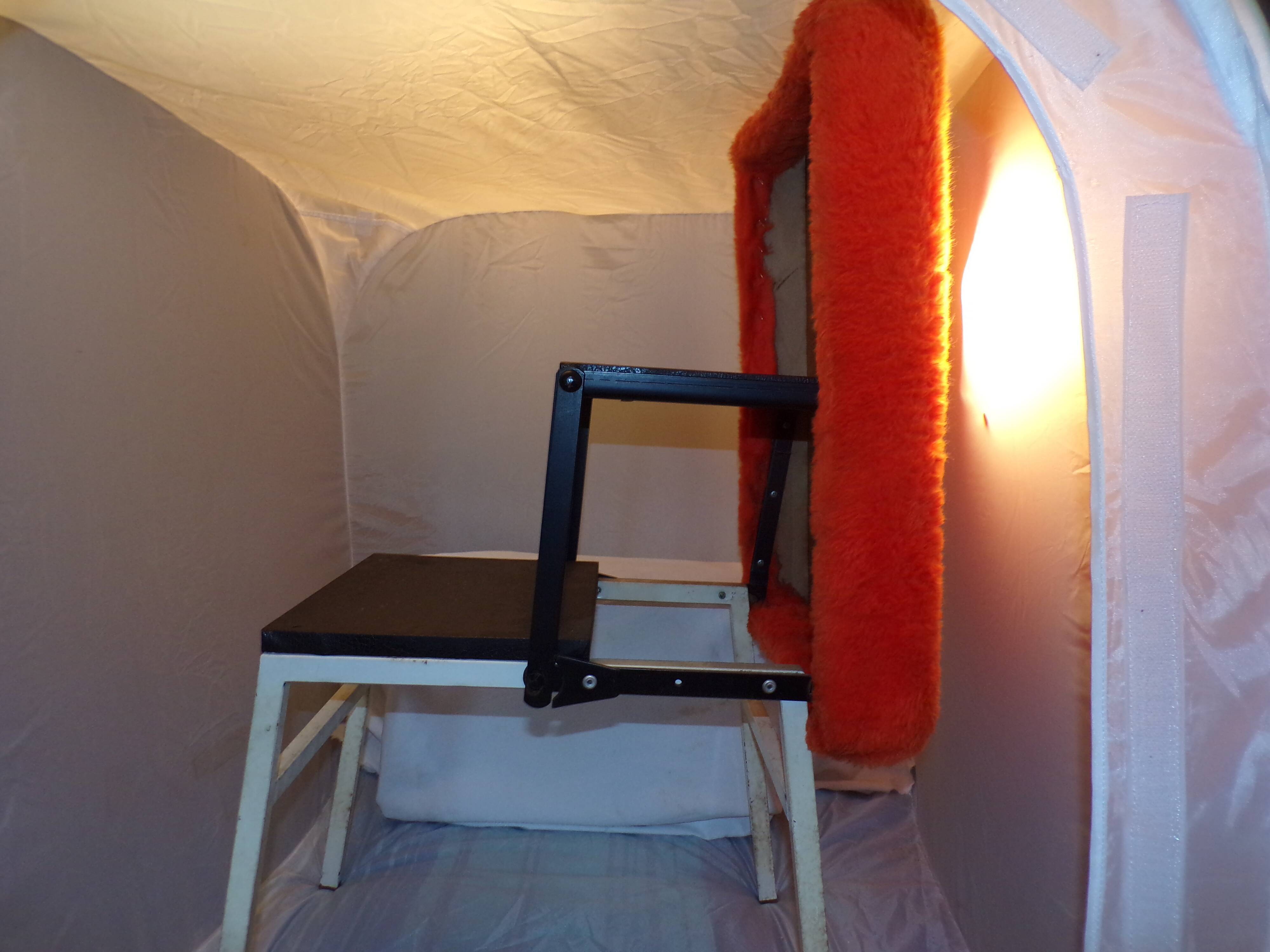 Foldable stepladder in small bench