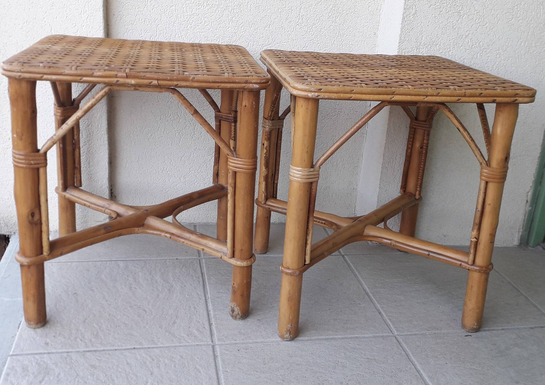 2 tables basses en rotin