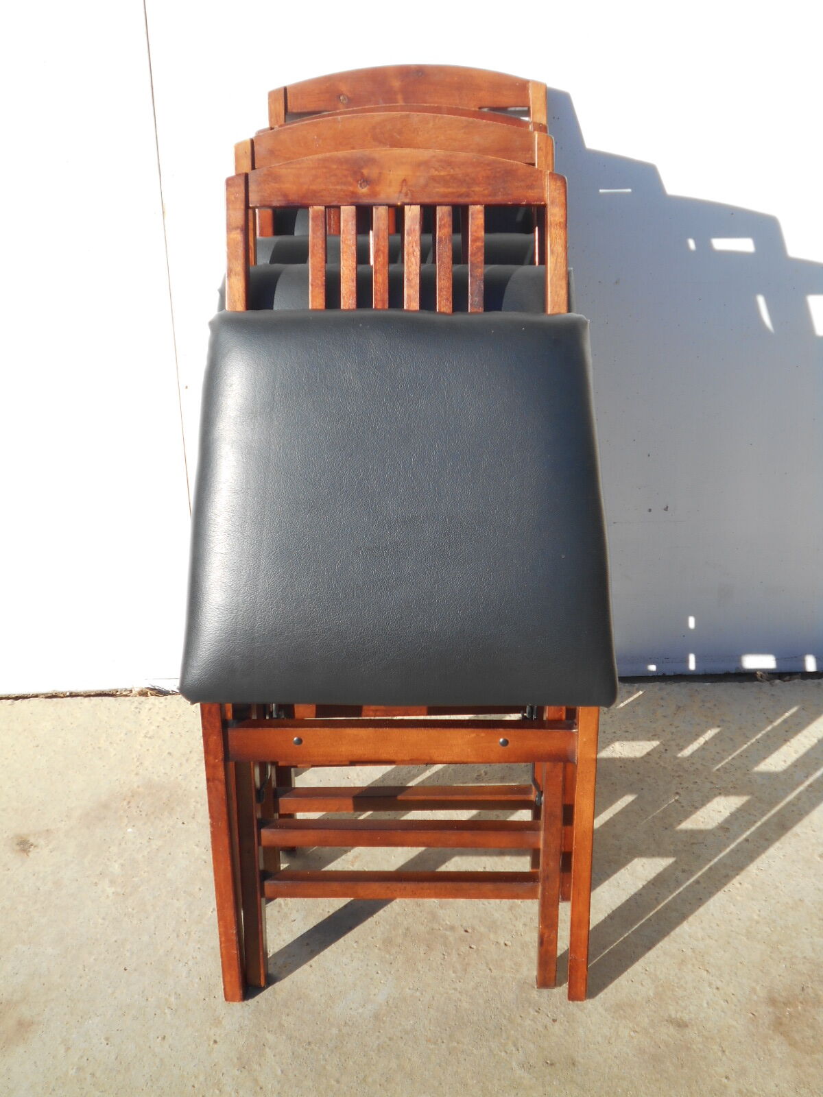 Folding chair in wood and leather, set of 4