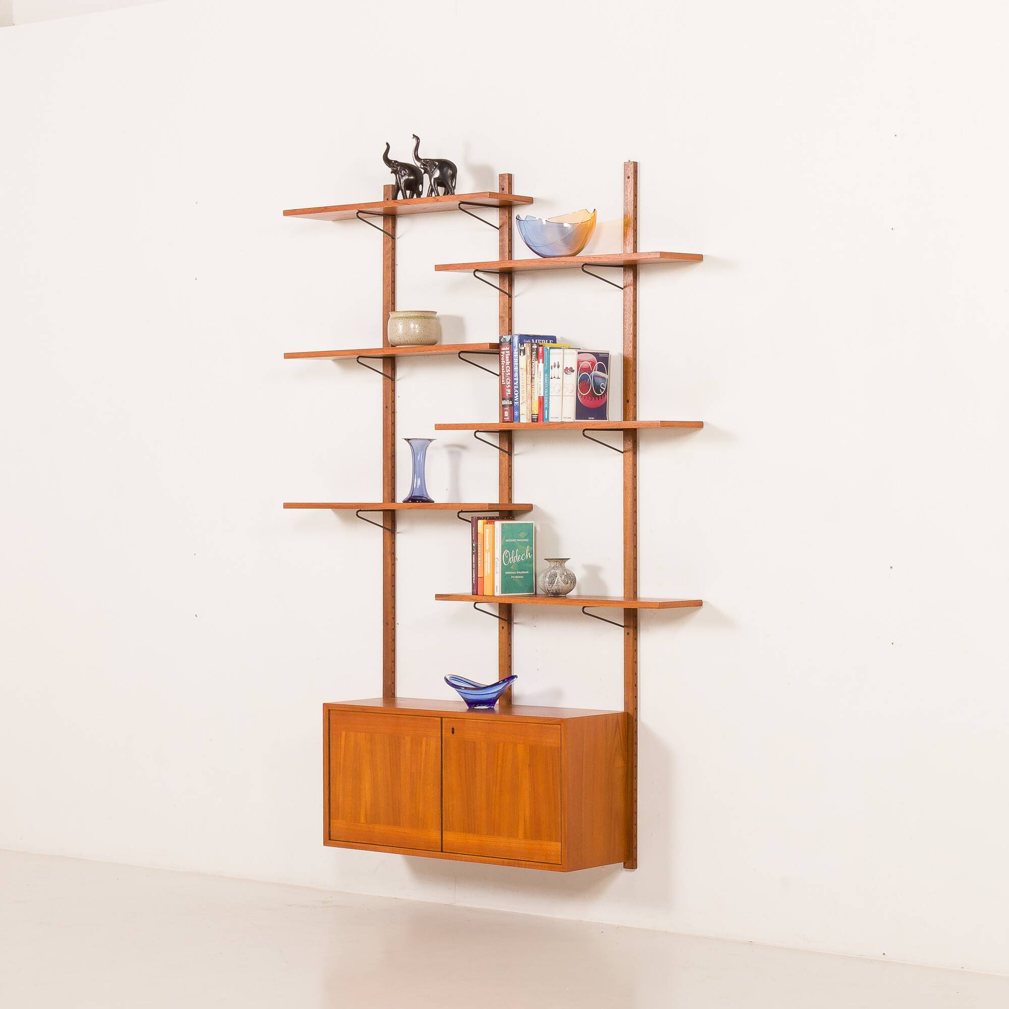 Scandinavian mid-century teak wall unit, 1970s