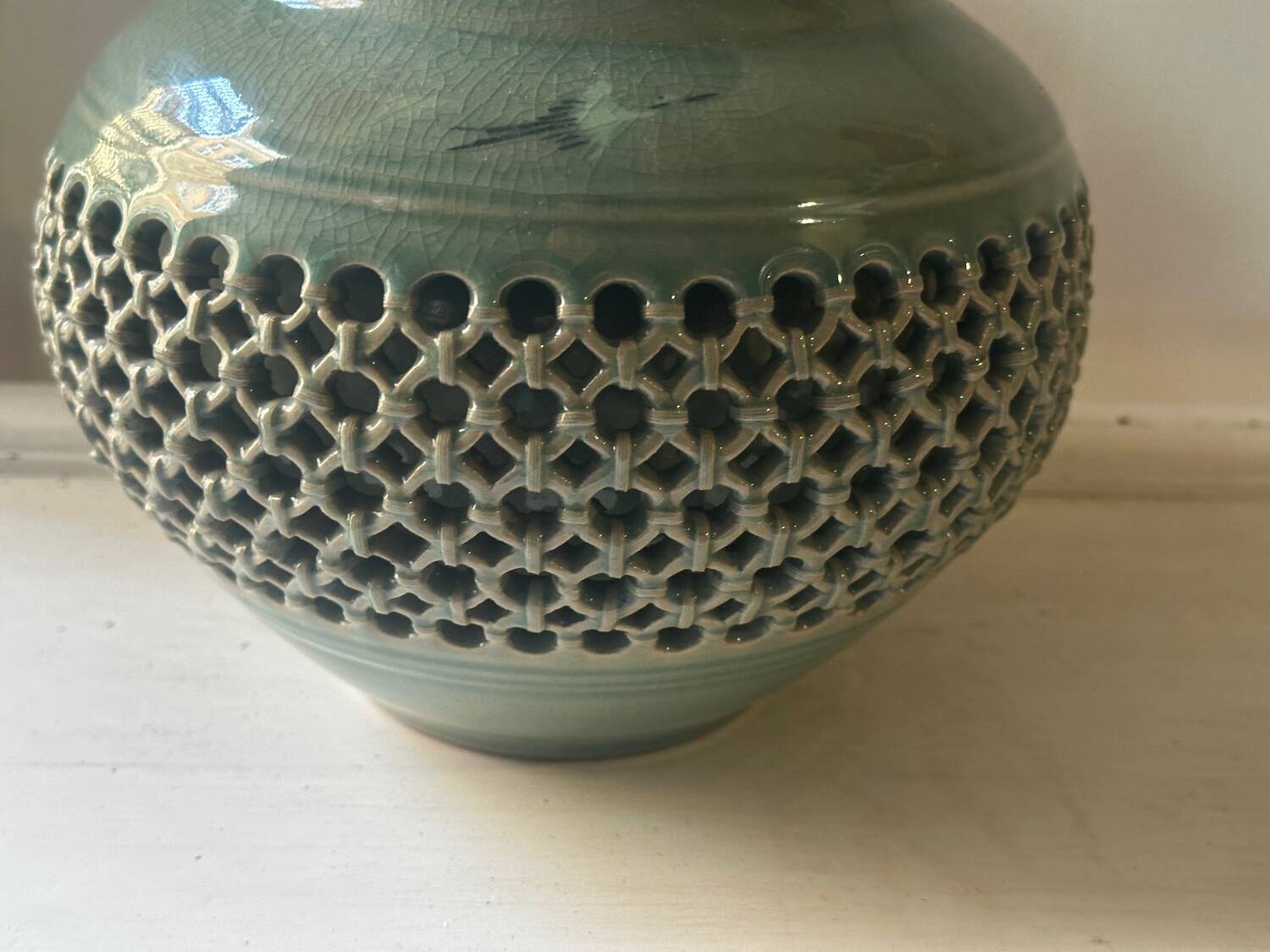 Celadon vase with openwork cranes H 29 cm