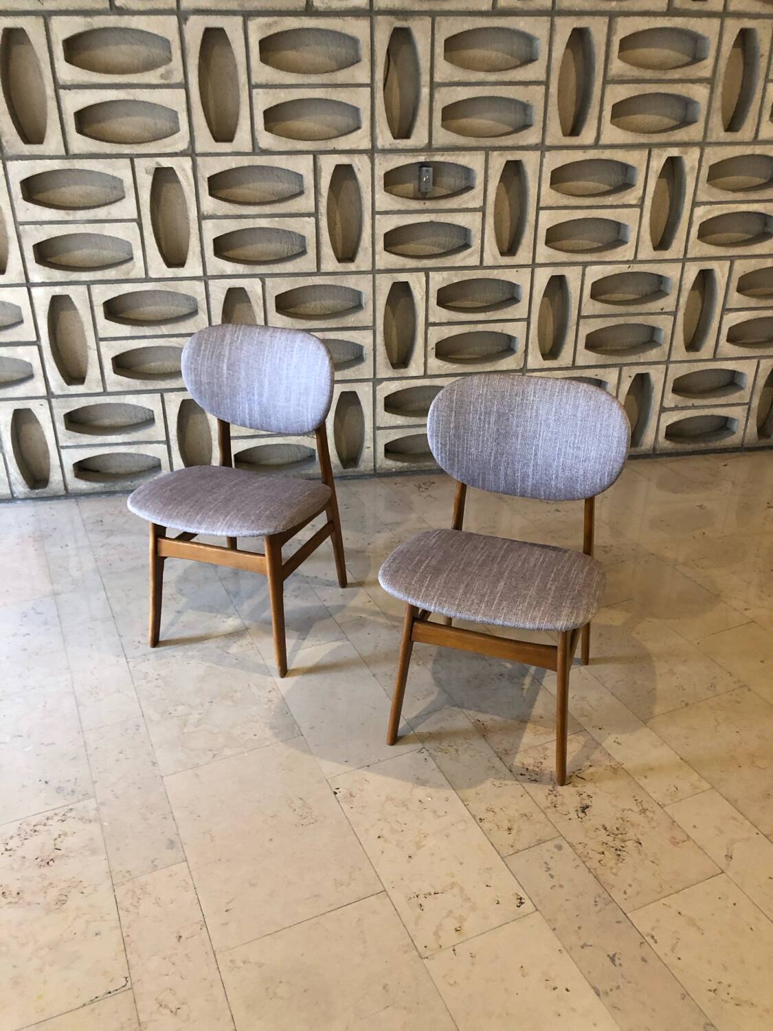 Paire de chaises de Louis Van Teefelen