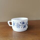 Set of 3 large vintage cups