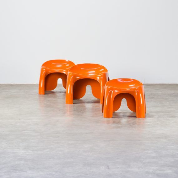 Three stool 'Efebo' Stacy Dukes of the 1960s for Artemide
