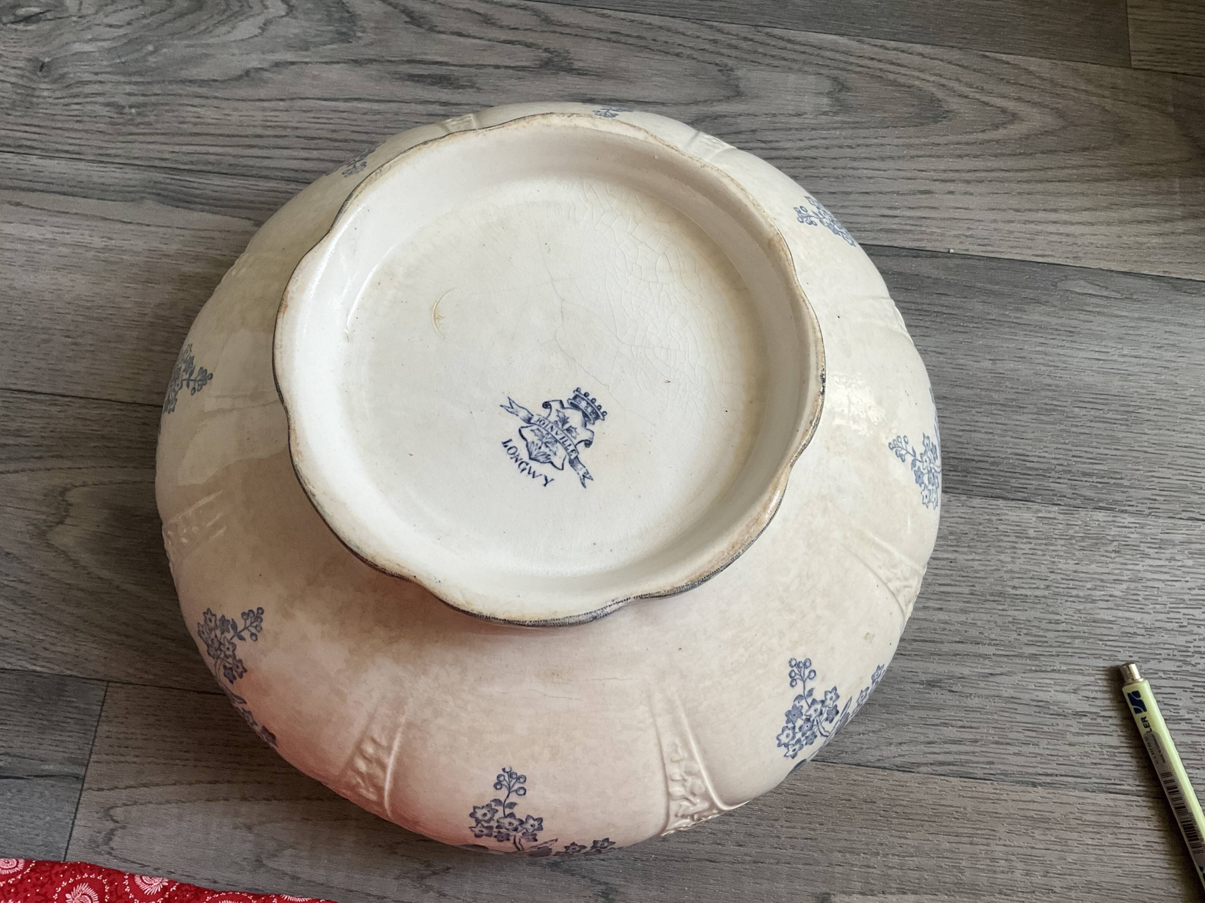 Longwy salad bowl