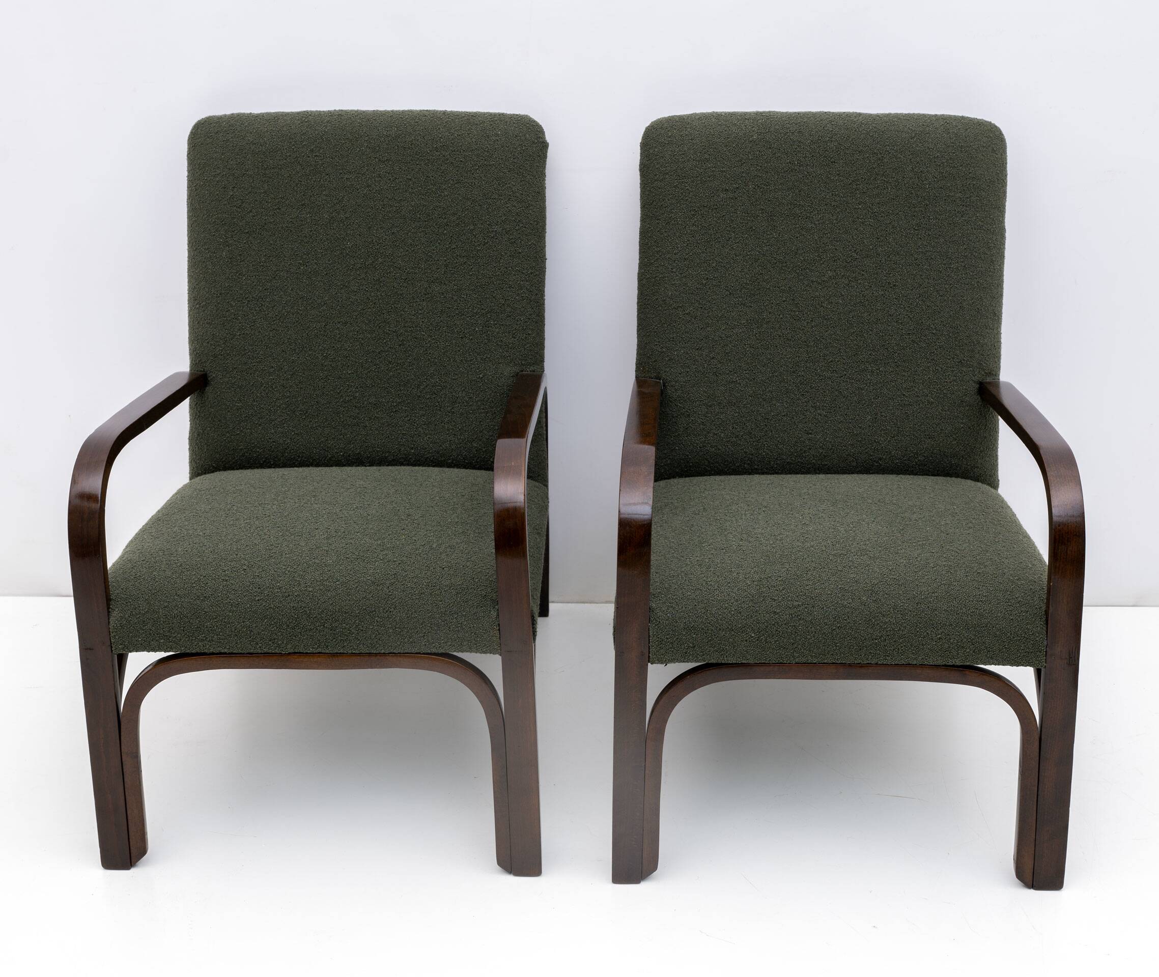 Ensemble Art Déco italien Bouclè vert composé de deux fauteuils et d'un petit canapé, années 1930