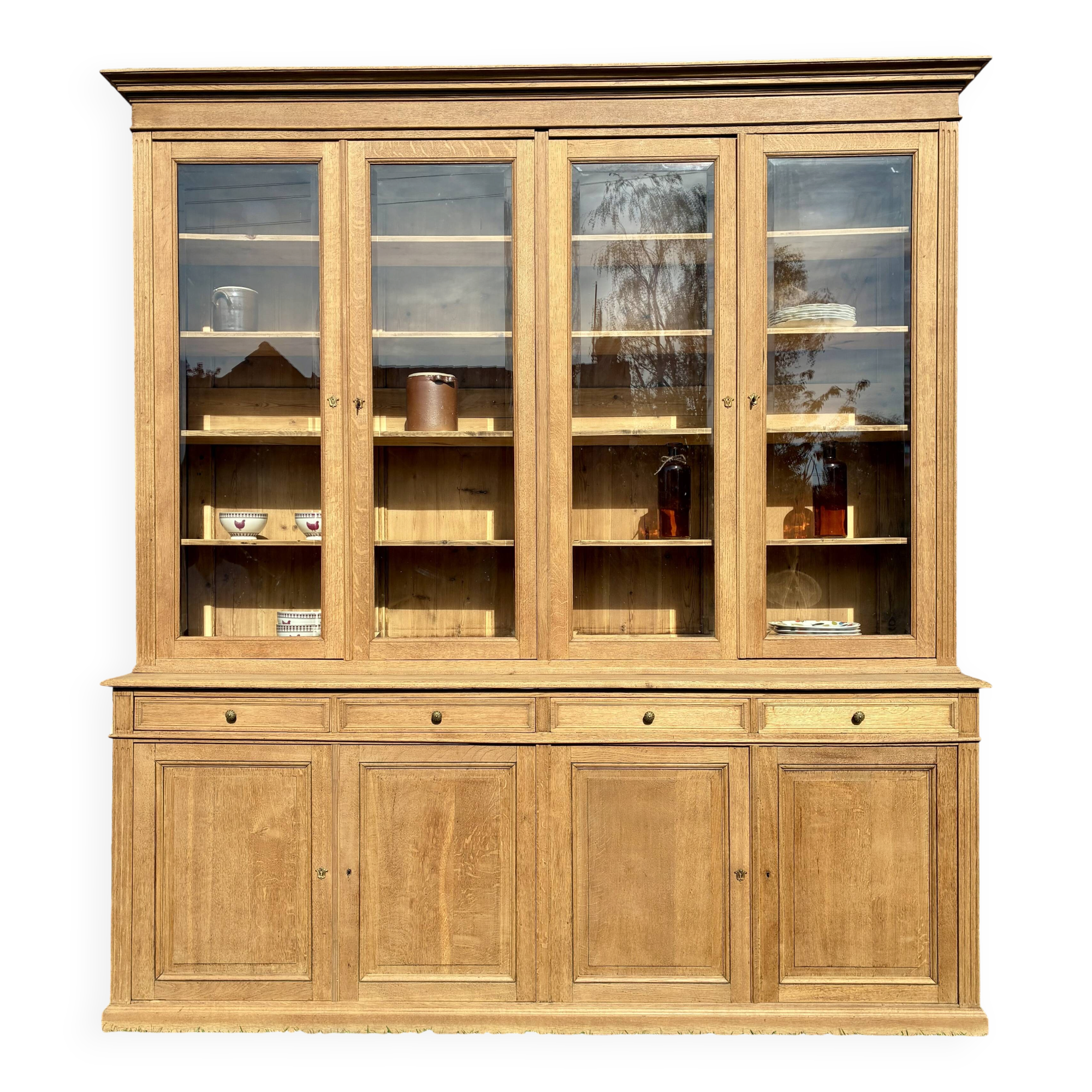 Vitrine en chêne massif