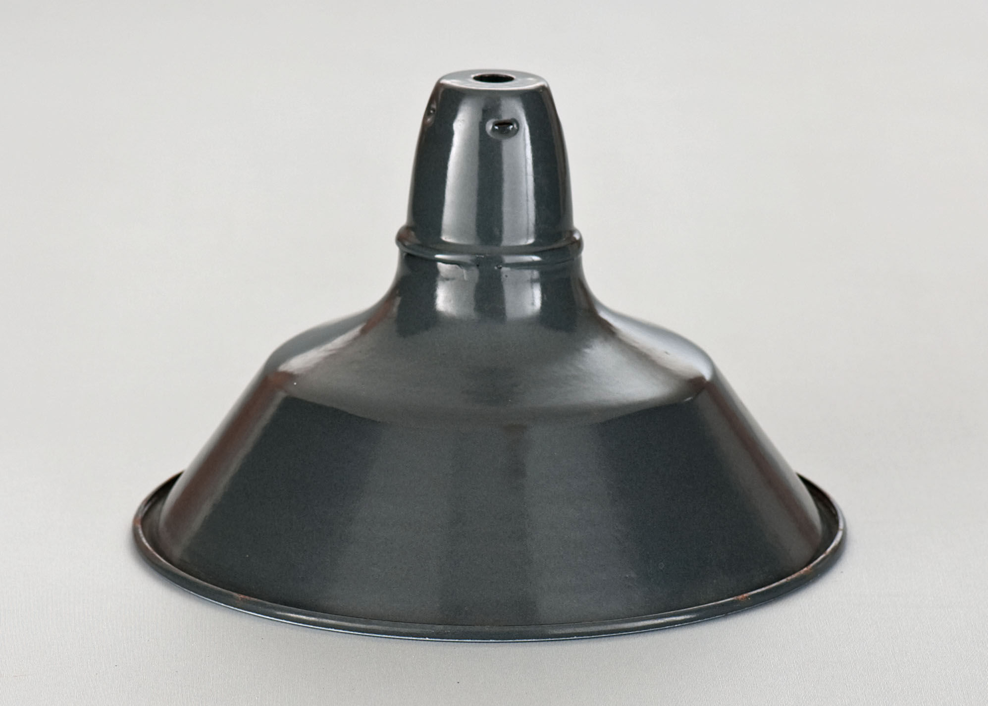 Industrial suspension n°1 in enamelled sheet anthracite gray 31cm Size S 1960