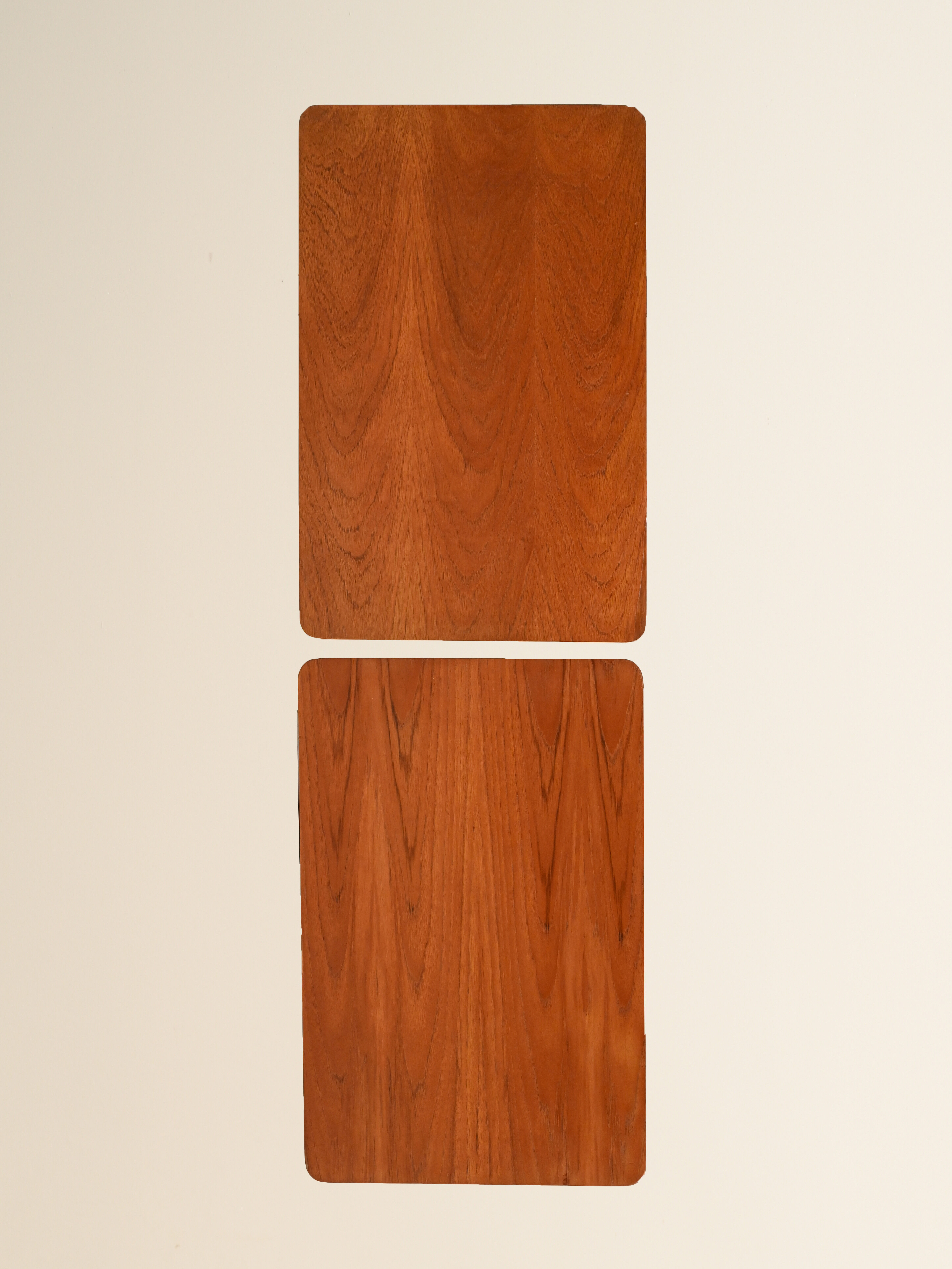 Pair of bedside tables / coffee tables