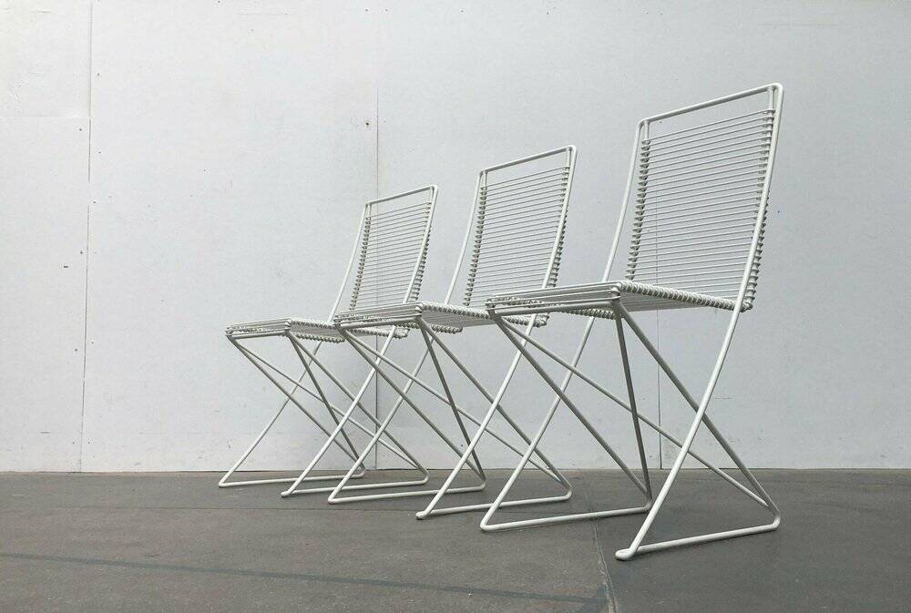 White postmodern Kreuzschwinger chairs by Till Behrens for Schlubach, 1980s, set of 3.