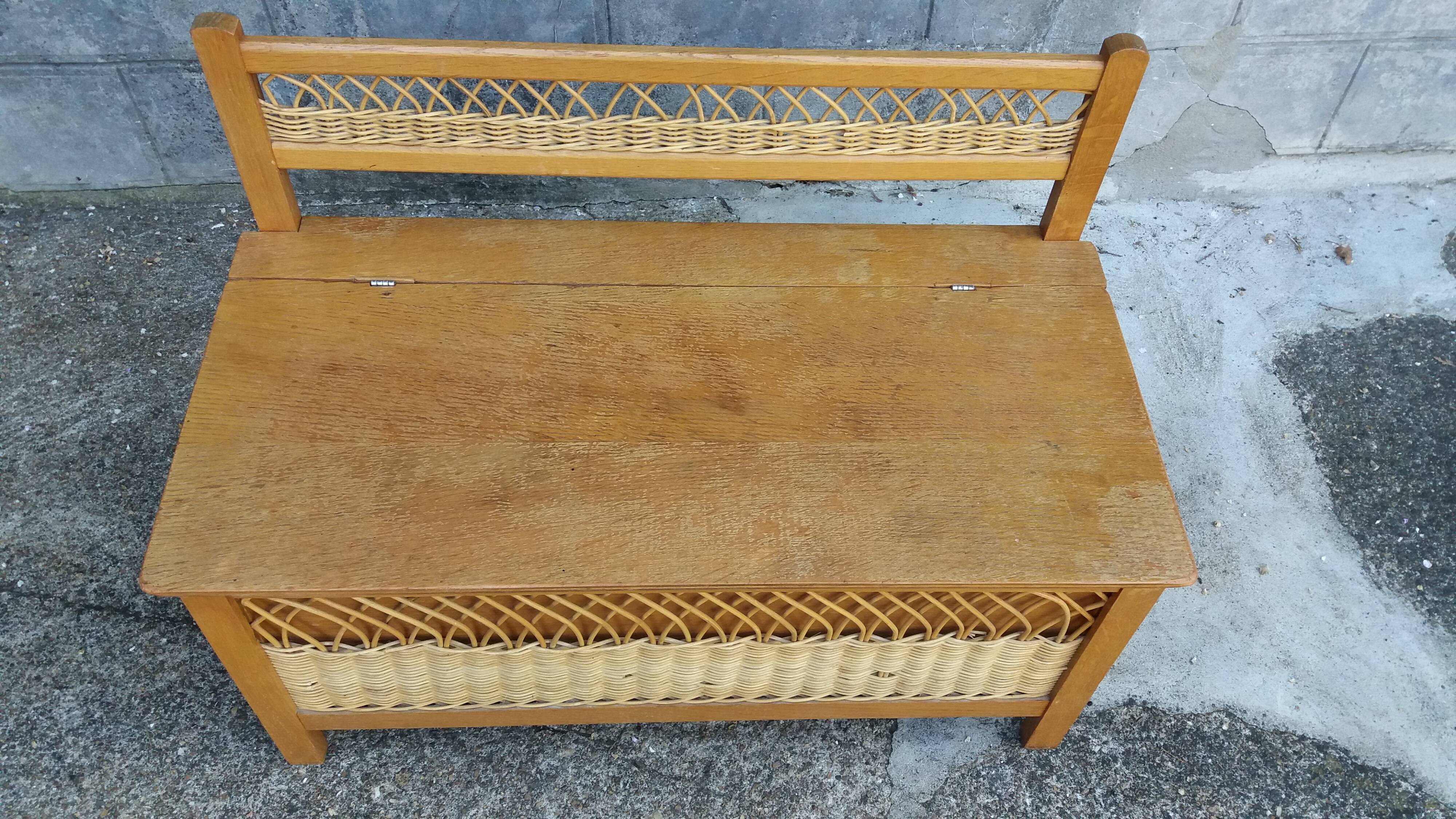 Bench, chest 50 years.