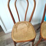 Deux chaises bistrot