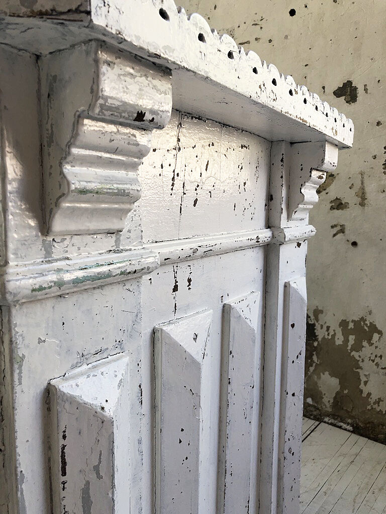 White patina and zinc counter