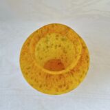 Vase jaune