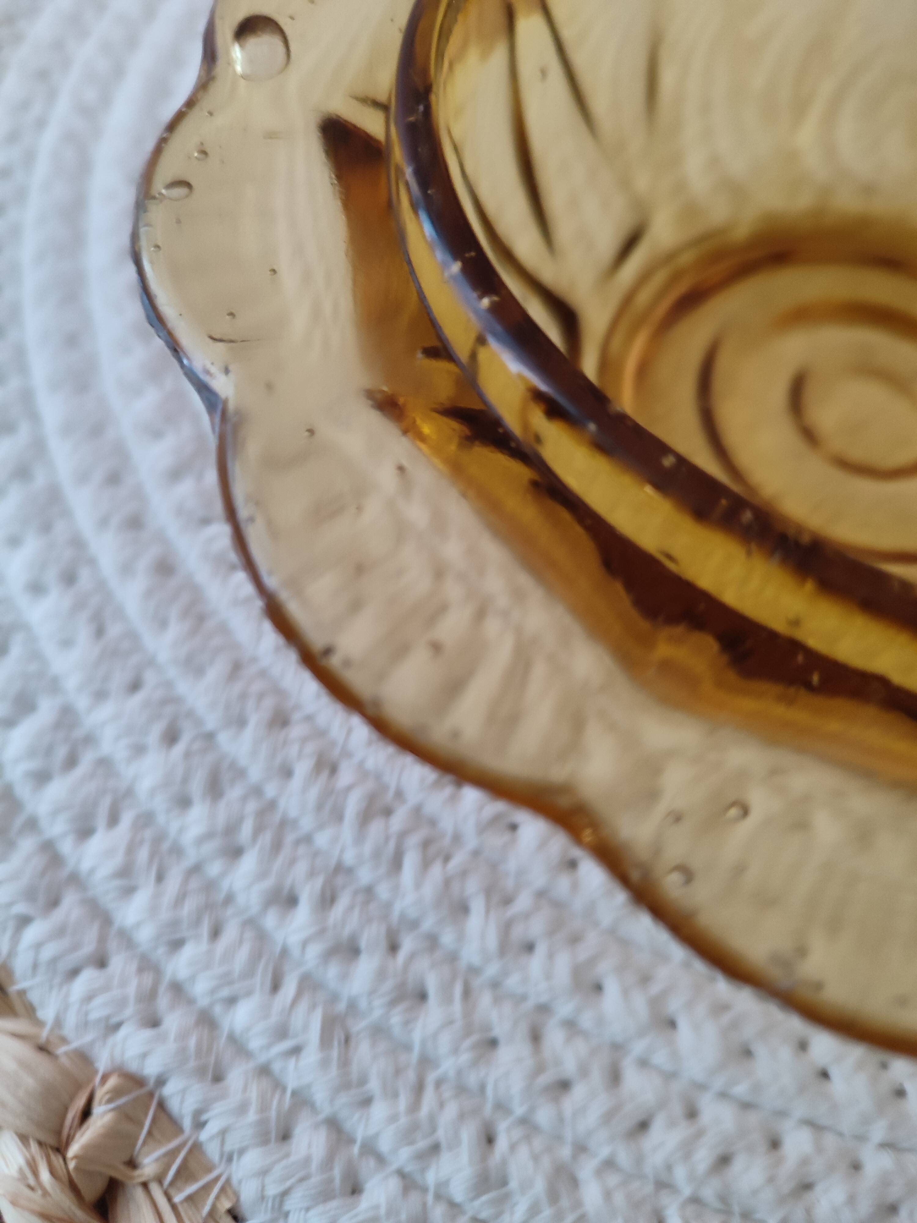 Sucrier en verre pressé Art deco