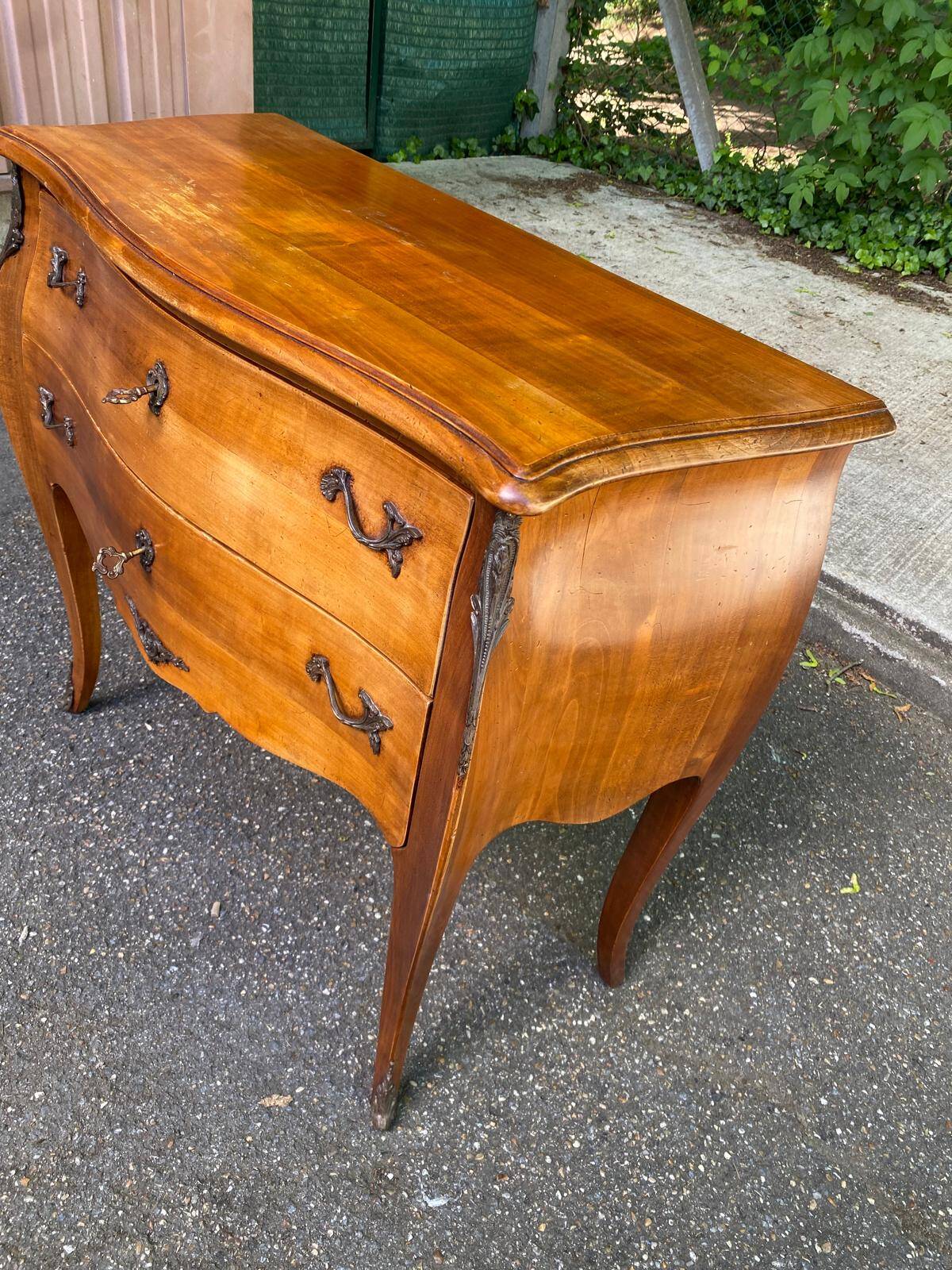 Vintage Louis XV commode in light solid wood, France 1920.