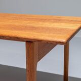 Hans Wegner AT-15 coffee table by Andrea Tuck in solid oak, Denmark, 1960s