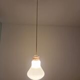Suspension bulb in vintage opaline