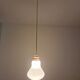 Suspension ampoule en opaline vintage
