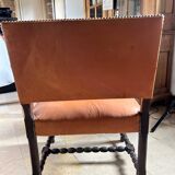 Armchair with lion head armrests
