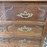 Walnut Regency chest of drawers