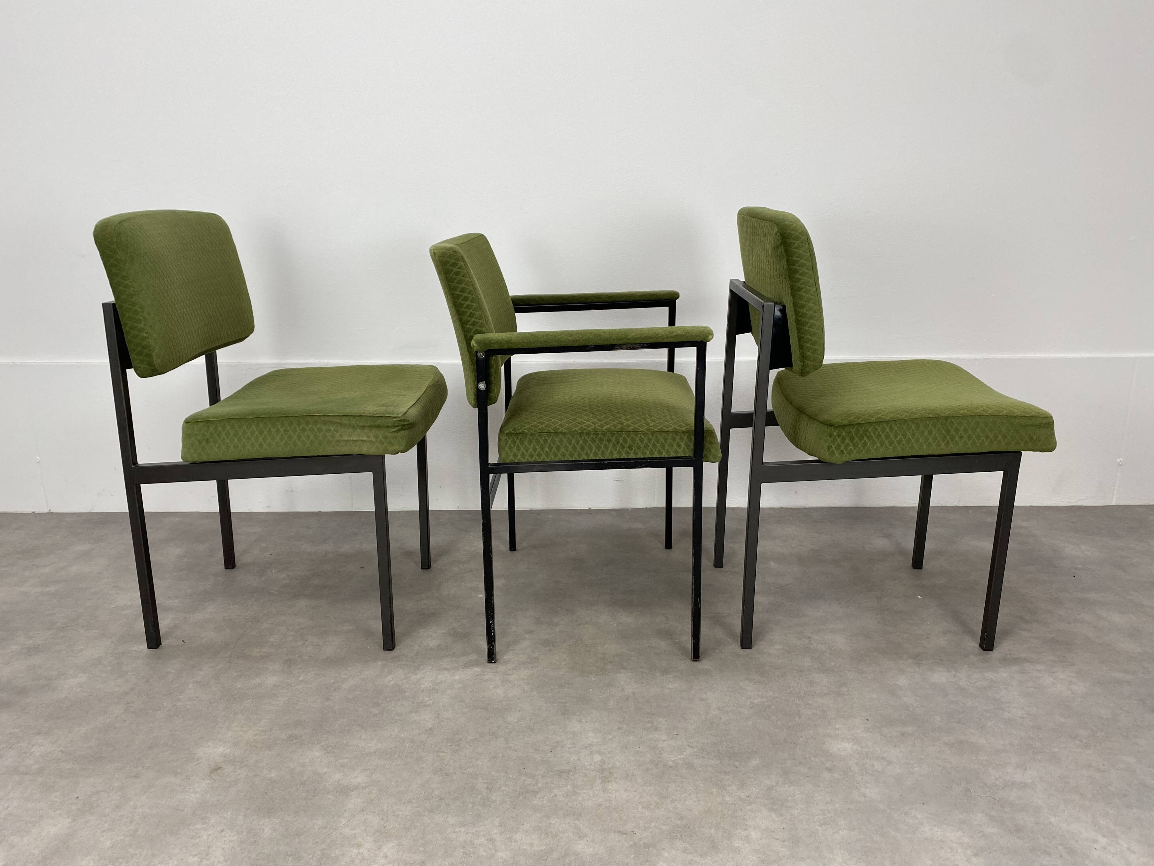 3 chairs 50s metal and green velvet ideal vintage style desk