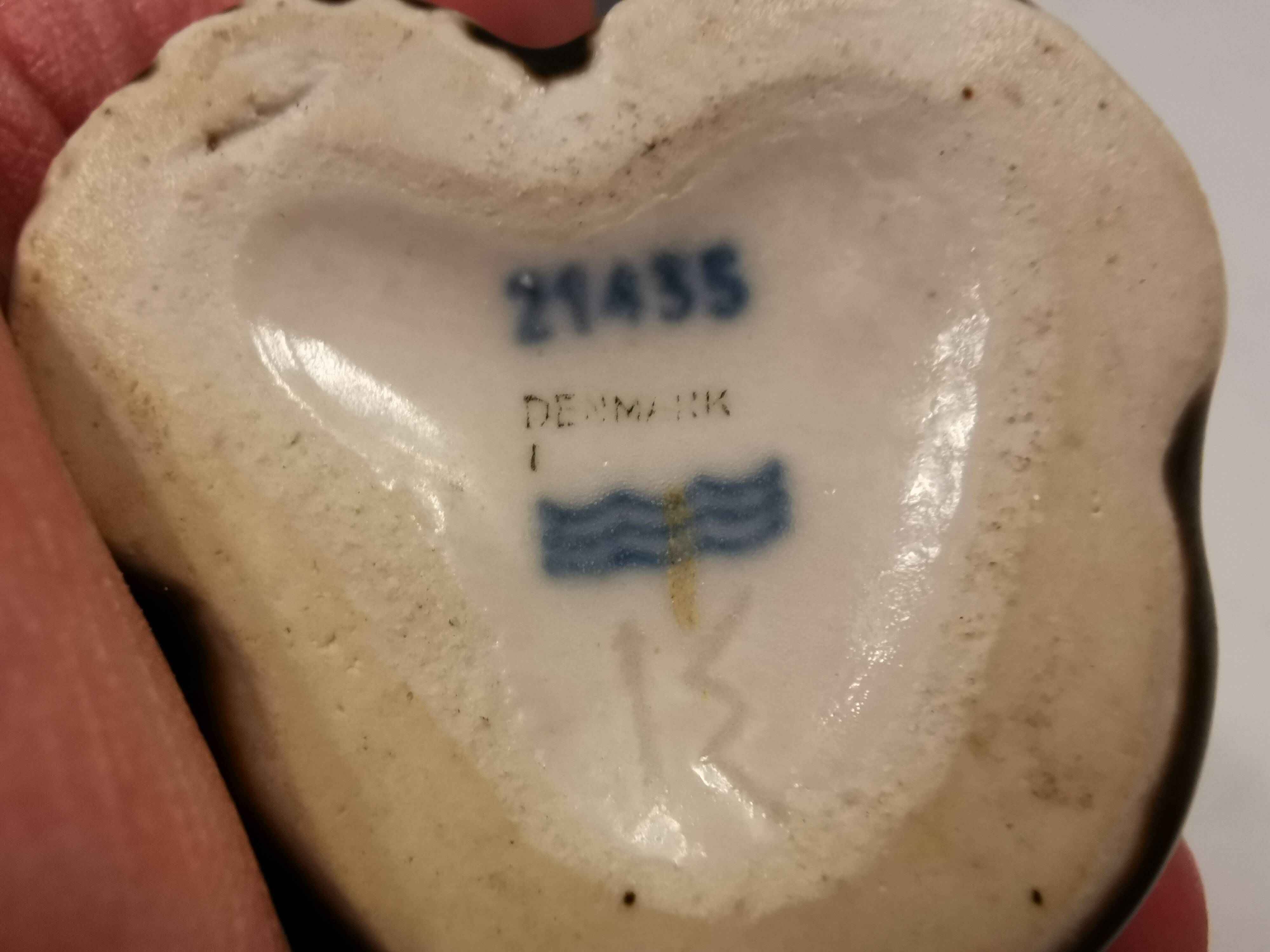 Two Royal Danish porcelain bears by Knud Kyhn