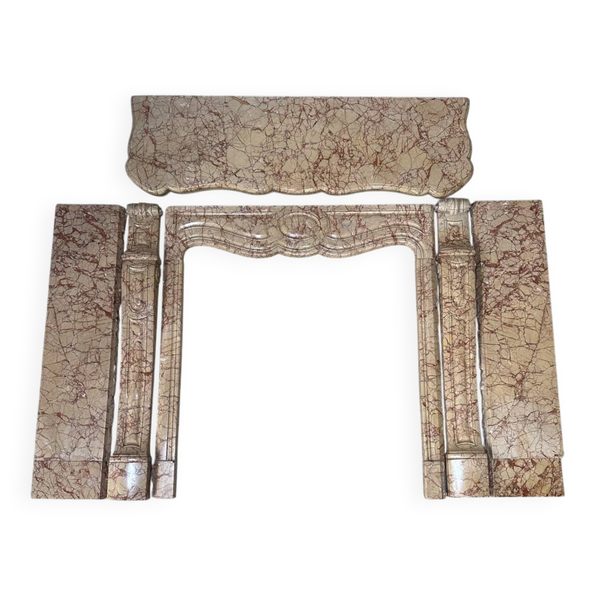 Pompadour fireplace in yellow Trets marble, Louis XV style, 19th century.