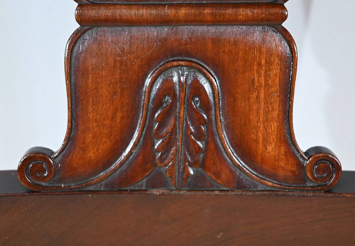 Suite of 5 Cuban Mahogany Chairs, Restoration Period – Early 19th Century