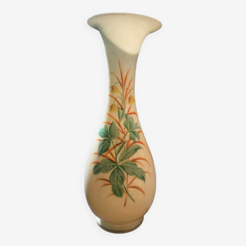 Vase en opaline à décor japonisant