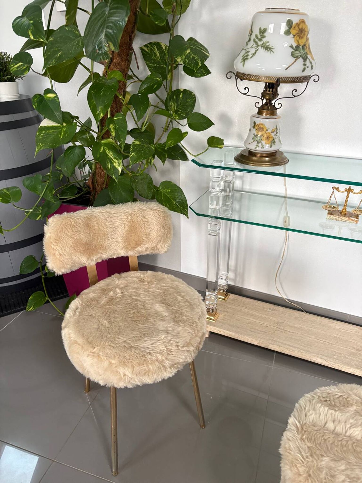 Pair of vintage chairs in beige Dralon® and gold metal.