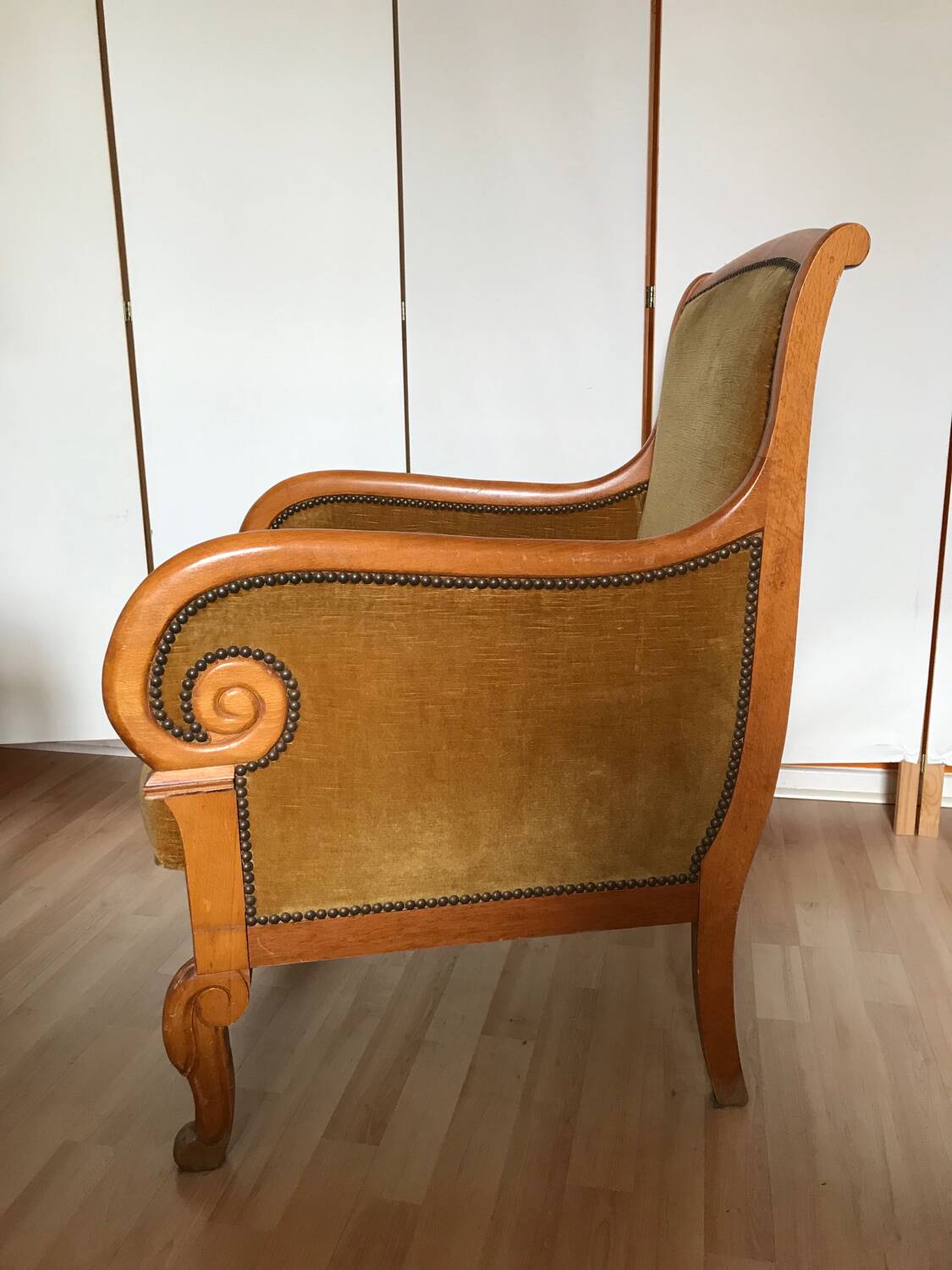 Fauteuil Bergère en acajou style Restauration époque fin XIXe