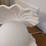 Vintage ceramic shell lamp