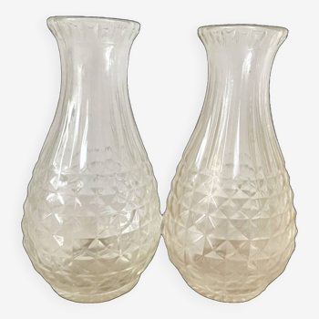 Paire de vase en verre moulé, années 50