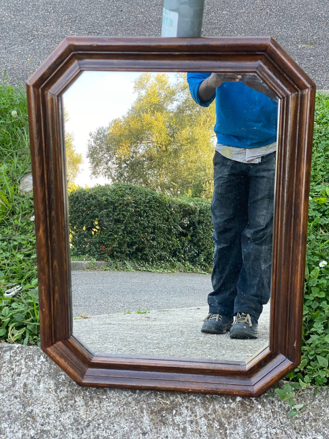 Vintage octagonal mirror in solid wood