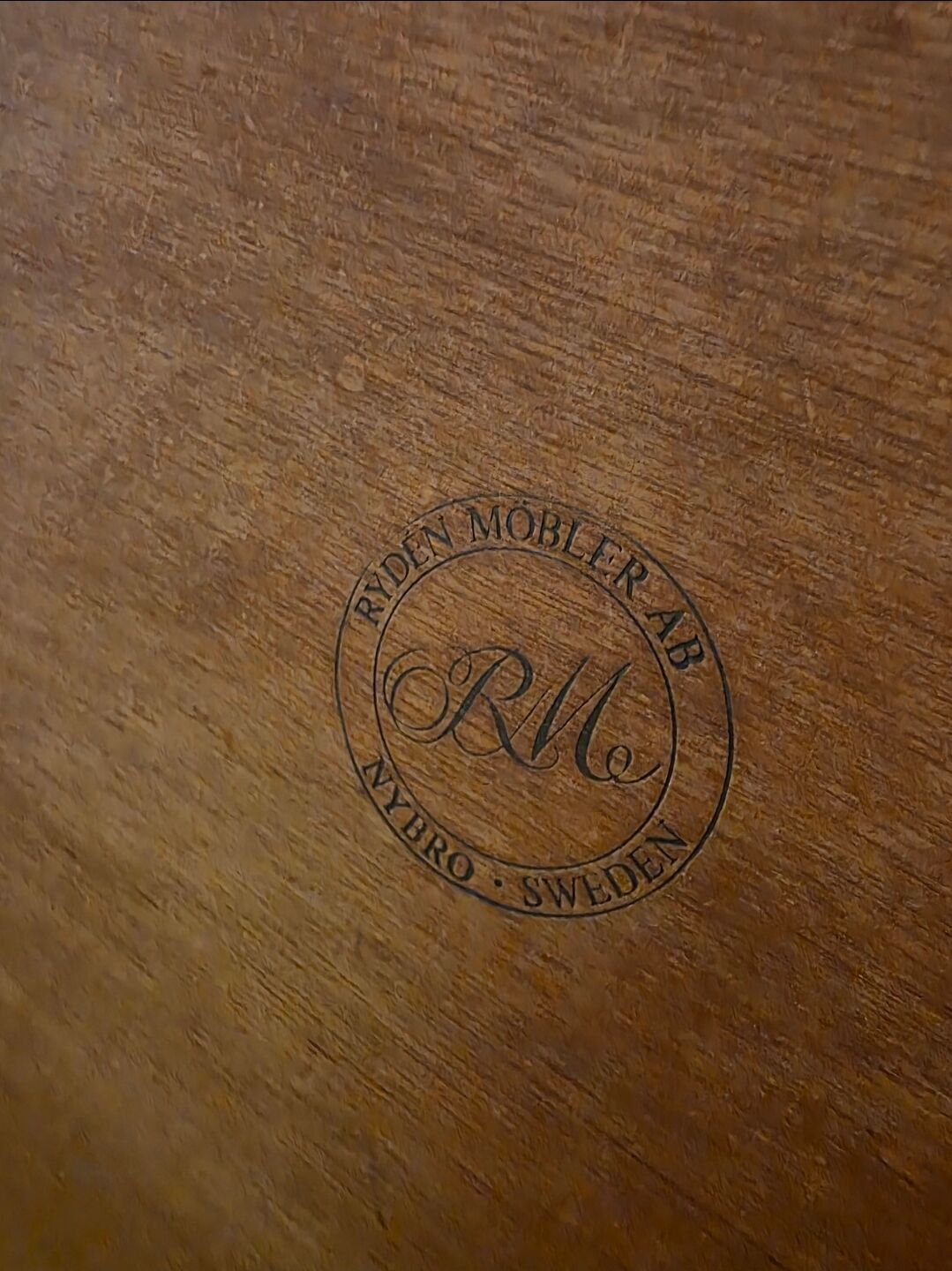 Small Louis XV style chest of drawers