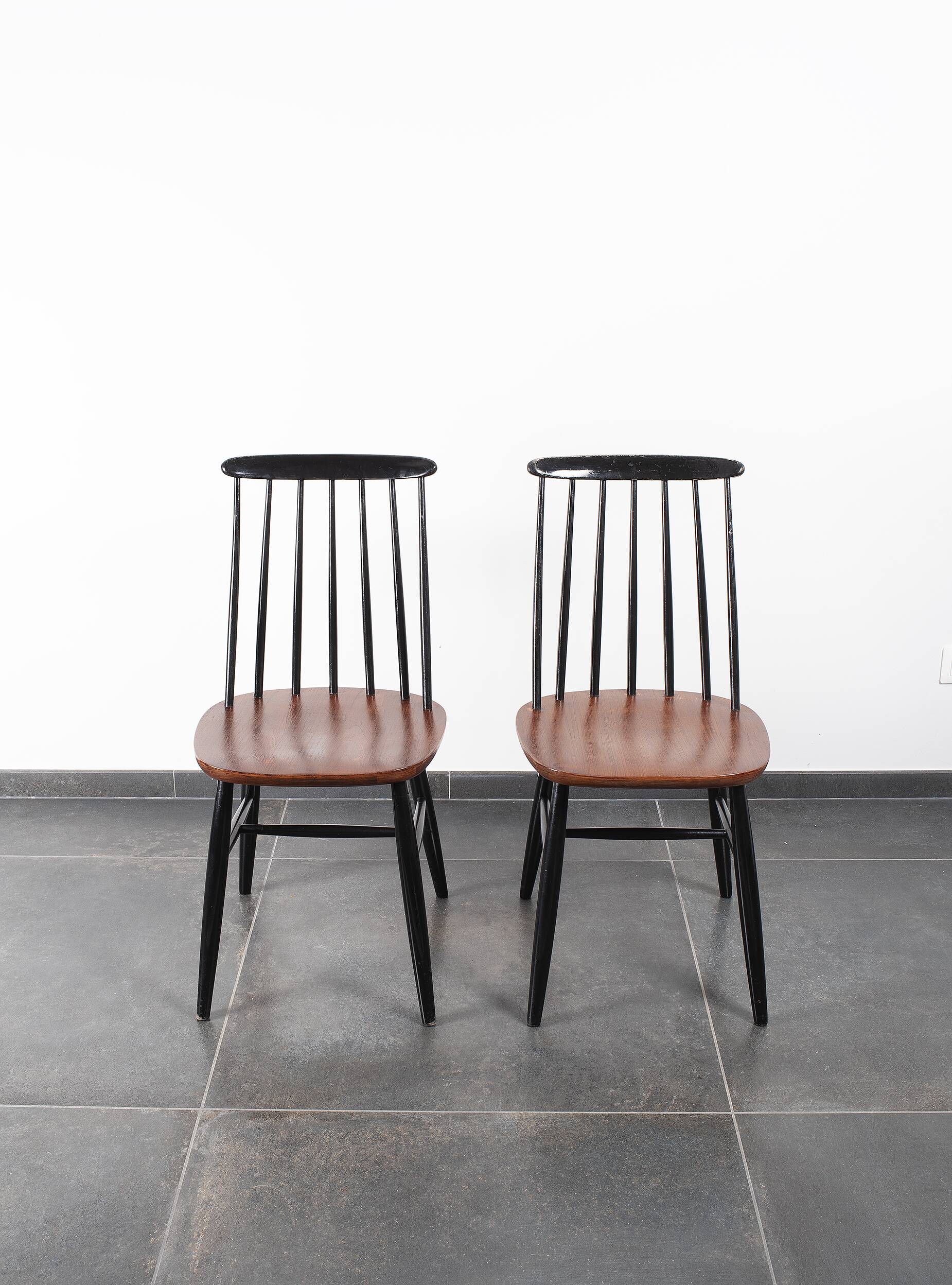 Pair of vintage chairs, 1960s
