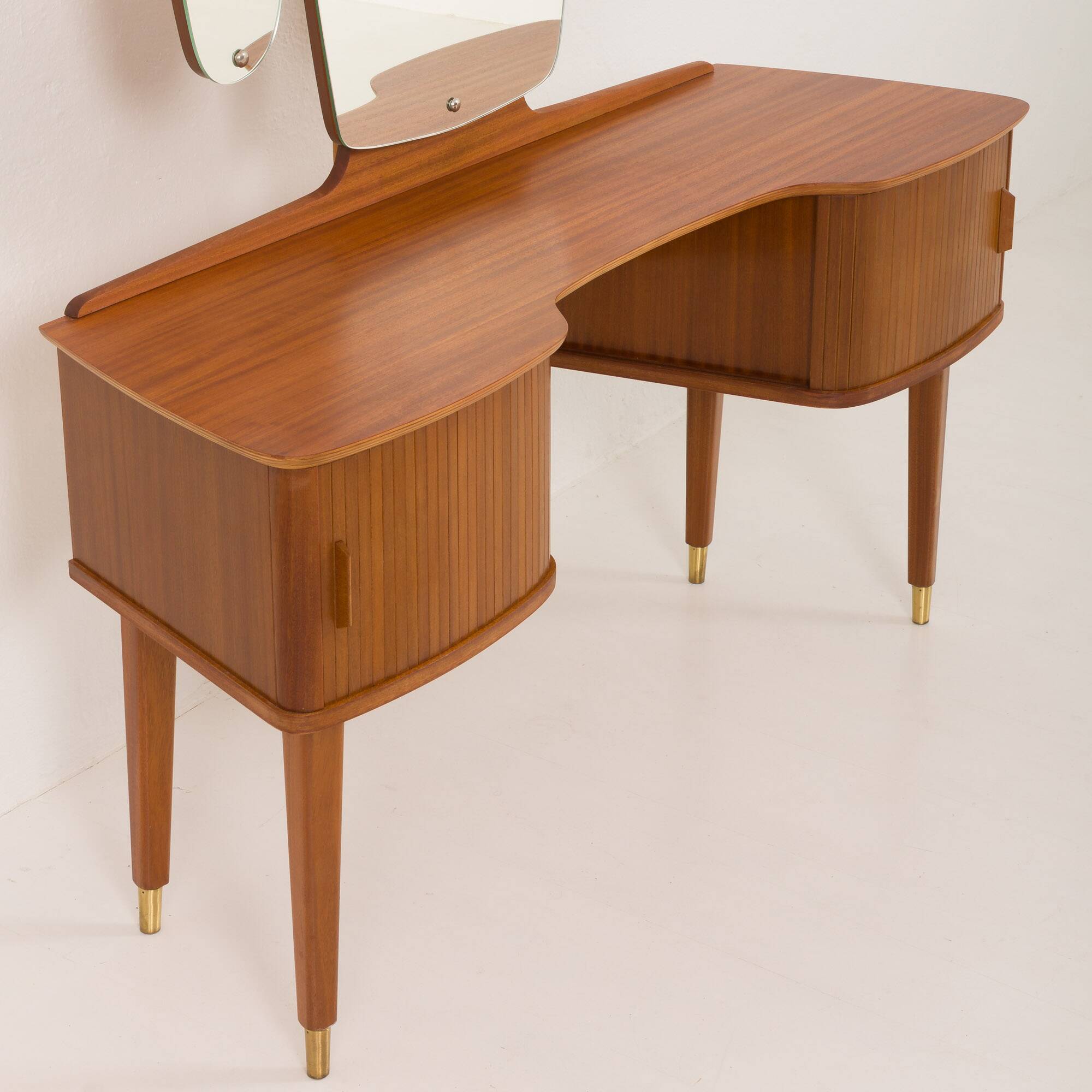 Scandinavian dressing table by Viken Mobelfabrik, attributed to Fredrik Kayser, Norway, 1957