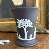Wegwood England vase, 9.5 cm